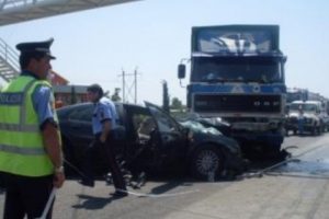 PLAGOSET RËNDË SHOFERI, ME URGJENCË DREJT TIRANËS