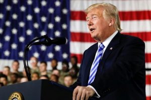 TRUMP SHPALL KANDIDATURËN PËR ZGJEDHJET PRESIDENCIALE