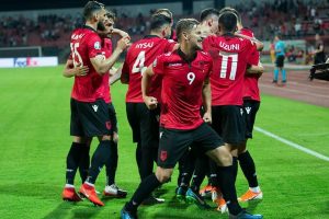 3 pikë shprese për kuqezinjtë!