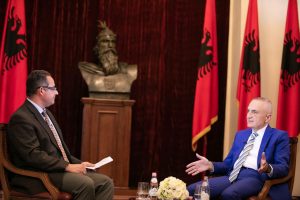 Meta: S’ka zgjedhje me 30 qershor, Rama dhe Basha të vijnë në Presidencë për marrëveshje