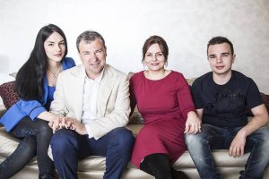Vangjush Dakos dhe familjes së tij i ndalohet hyrja në Shtetet e Bashkuara