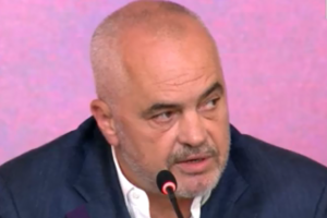Shembja e TK, reagon sërsh Rama por kësaj radhe përdor regjisorin e njohur: Ky teatër që kemi sot është i pandreqshëm, është turp…