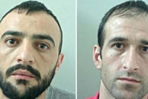 Fqinjët ndjenë erën e fortë në banesë, policia arreston 2 shqiptarët (EMRAT)