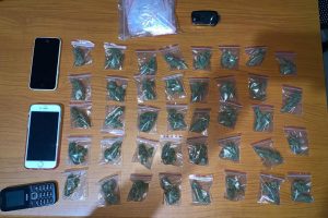 Himarë; Vihen në pranga nga policia 3 shtetas.