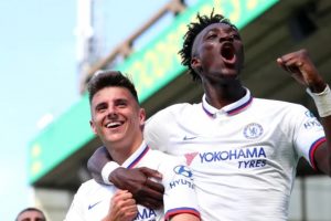 Chelsea rigjen fitoren në transfertë ndaj Norwich