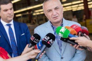 “Pa zgjedhje s’ka ndëshkim për politikanët”, Meta i ashpër që në mëngjes