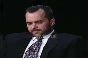 Presidenti rikthen videon e Ramës në 2000-shin: Meta shpëtoi qendrën historike të Tiranës