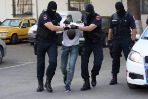 Tentuan të trafikonin të renë për prostitucion drejt Gjermanisë, pranga 1 personi, në kërkim 2 të tjerë