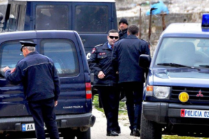 Lajm i fundit/ Po ndodh në portin e njohur shqiptar, zbu.lohet diçka në makinë