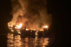 Zjarr në anije, gjenden në fund të oqeanit trupat e 25 personave