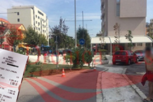 Porositën tre donera në Durrës, të rinjtë vënë duart në kokë kur shohin faturën (Foto)
