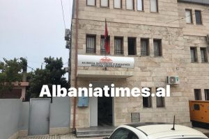 Cfarë po ndodh realishtë në Kadastrën e Vlorës?