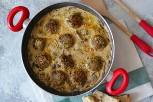 Do i hani për 5 minuta, receta e shijshme e qofteve të shtëpisë me krem