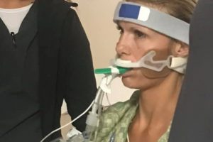 Tymosi cigare elektronike për tre vite, nëna e tre fëmijëve përfundon në koma