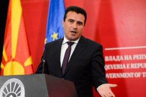 ANSA: Kryeministri maqedonas jep dorëheqjen! Zaev mbështeti Referendumin për Emrin por negociatat nuk u hapën