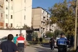 Po pinte kafen e mëngjesit i vetëm, si u vra me breshëri plumbash biznesmeni.