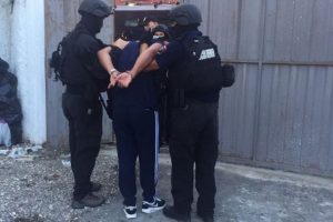 Pjesë e klaneve të kamorras në Napoli, italiani ishte kamufluar si ‘dentist’ në Durrës. I sekuestrohet pasuria ‘marramendëse’