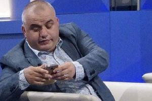 “Javën e ardhshme e publikoj”, Artan Hoxha plas ‘bombën’: Kam një video të një kryebashkiaku