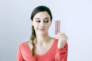 Pasi të lexoni efektet negative të pilulave kontraceptive, do mendoheni dy herë para se t’i merrni