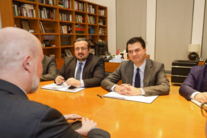 Basha takim me drejtorin e Institutit Republikan për Evropën, zbulohen temat e diskutuara