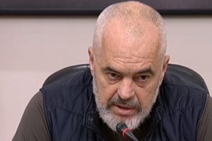 RAMA e nis ditën me sulme ndaj medias, ‘ngel’ LLESHAJN: Delirantë që bëjnë pazare me kacafytje, zero infrastrukturë për sulmet kibernetike