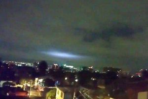 Dritat e çuditshme që u shfaqën kur ra tërmeti, gjeologët zbulojnë teori të rralla dhe etiketoheshin prej kohësh si UFO