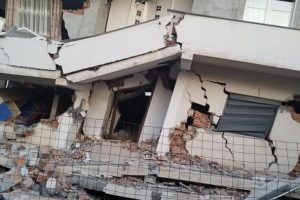 “15 objekte të shkatërruara deri më sot”, Zyra për Menaxhimin e Fatkeqësive Natyrore bën bilancin: Ka nisur vaksinimi i qytetarëve