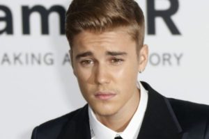 “Ndikoi tek lëkura dhe truri im”, Justin Bieber rrëfen për sëmundjen nga e cila vuan