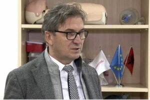 Ka pësuar mutacion”, Brataj: Vala e shtimit të rasteve me COVID nga mesi i tetorit, trajtim falas në banesa