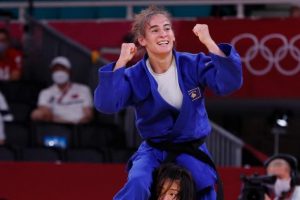 Kosova vijon shkëlqimin në Lojërat Olimpike të Tokios / Pas Distria Krasniqit, Nora Gjakova siguron një tjetër medalje ari