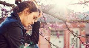 Depresioni pranveror, mjekët psikiatër flasin për shenjat