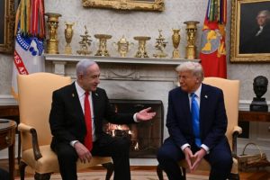 Netanyahu do të takohet me Trump në Shtëpinë e Bardhë/ Në fokus tarifat, Irani, Gjykata e Hagës dhe Turqia