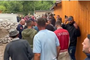 Aksioni i shembjeve të ndërtimeve pa leje në Theth, Jorida Tabaku: Paketa e Maleve, “kali i Trojës” për Veriun