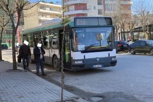 Kur autobusi kthehet në luks \ Vlora ka nevojë për transport publik që i shërben qytetarëve
