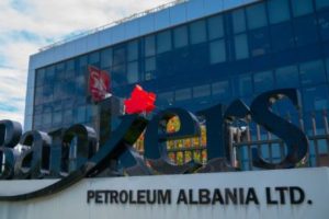 Drejtoria e Përgjithshme e Doganave bllokon “Bankers Petroleum”, reagon kompania: Pezullohet totalisht nxjerrja e naftës