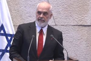 “Jam i dyti pas Trump që mbaj fjalim këtu”, Rama në parlamentin e Izraelit: Paqja nuk mund të vijë pa zhdukjen e Hamasit