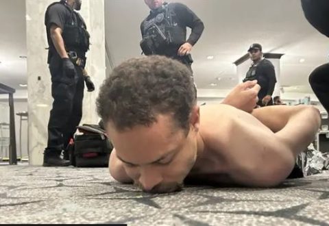 FOTO/ Ishte armatosur rëndë, identifikohet autori i sulmit në eventin ku ndodhej presidenti Trump