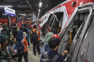 Aksidenti hekurudhor në Indonezi, rritet bilanci i viktimave, 14 të vdekur dhe 84 të plagosur