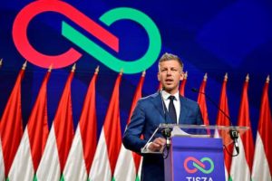 Hungari, kryeministri i ri Peter Magyar zotohet të hapë arkivat e policisë sekrete të epokës komuniste