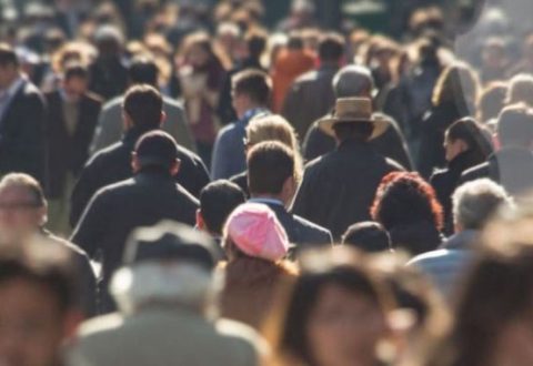 Alarm demografik në Shqipëri! 33 mijë të rinj më pak brenda një viti, rritet ndjeshëm numri i të moshuarve mbi 85 vjeç