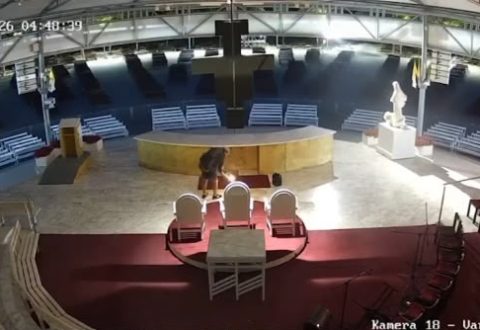 Sulm vandal në vendin e shenjtë, dëmtohet statuja e Virgjëreshës Mari dhe i vihet zjarri altarit të Medjugorjes